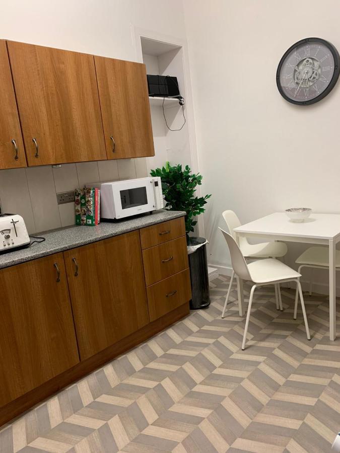 Clyde Hub Apartment *